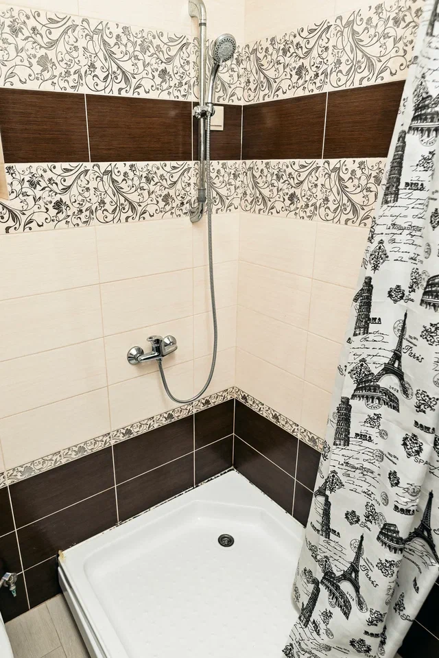 4-х местный номер Люкс + кухня. Гостевой дом Колибри. Ейск