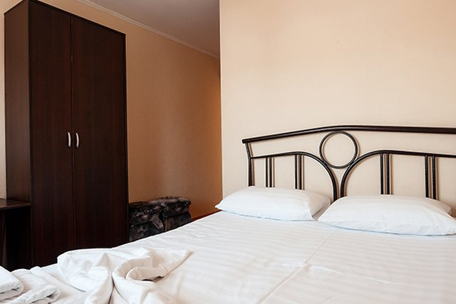 2, 3х местный номер. Гостиница "Виктория" 2*. Лермонтово