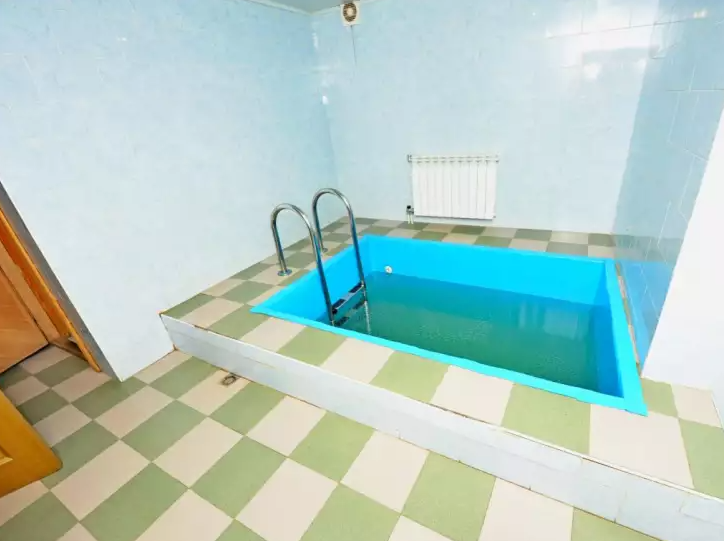 . Гостиница «Снежная королева» Белый Корпус. Домбай-гостиницы