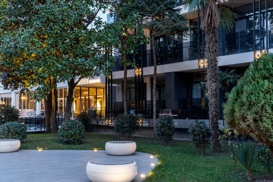 . Курортный отель Моне. Адлер