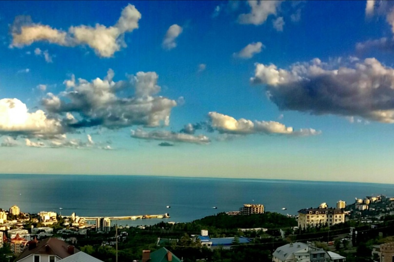 . Гостевой дом Нуне. Ялта