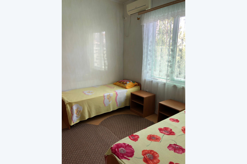 . Гостевой дом Морская 15. Голубицкая