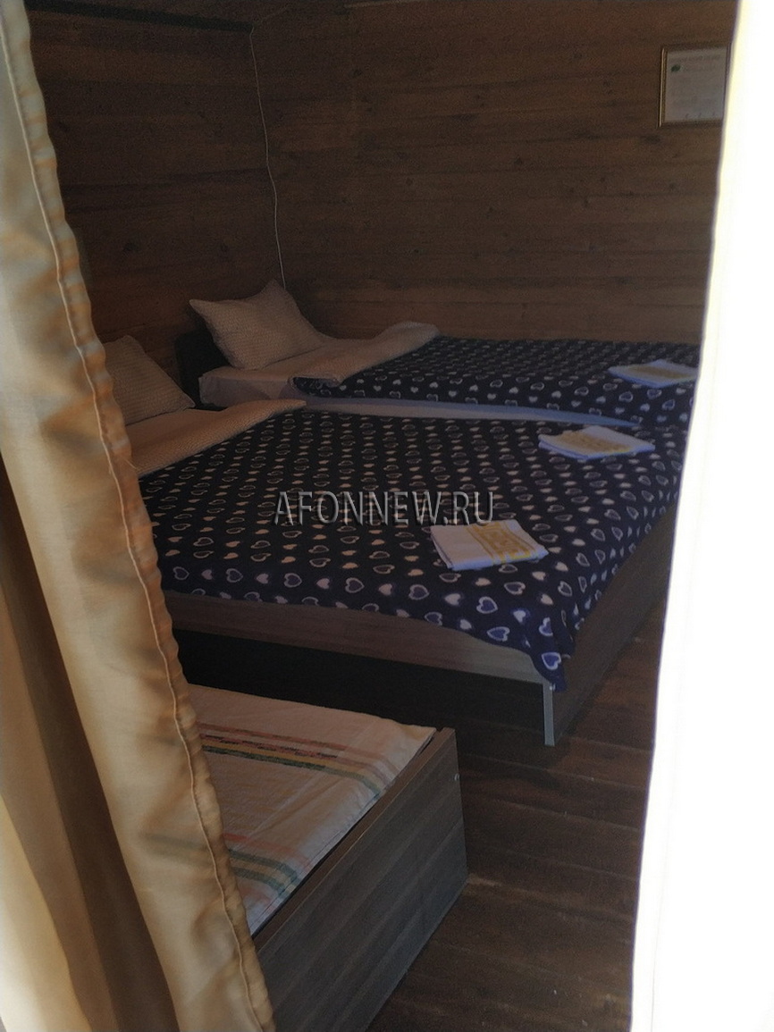 . Гостевые домики "Парадиз" в Новом Афоне рядом с морем. Новый Афон