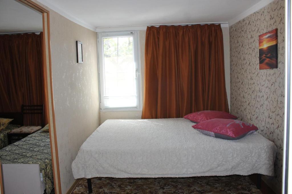 . Гостевой дом "Лето". Ейск