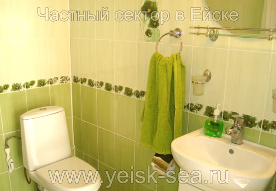 Отдельный дом на 4 человека. Гостевой дом на Кропоткина 39. Ейск