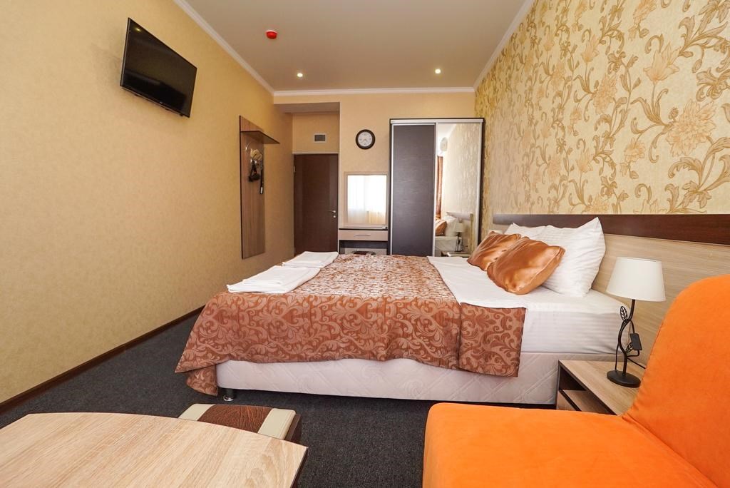 3х - местный номер. Апарт-отель «Близнецы». Адлер