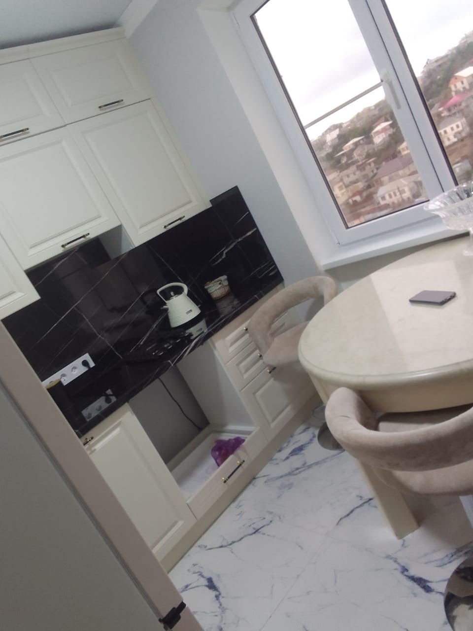 . Квартира в многоквартирном доме Квартира с удобствами . Сухум