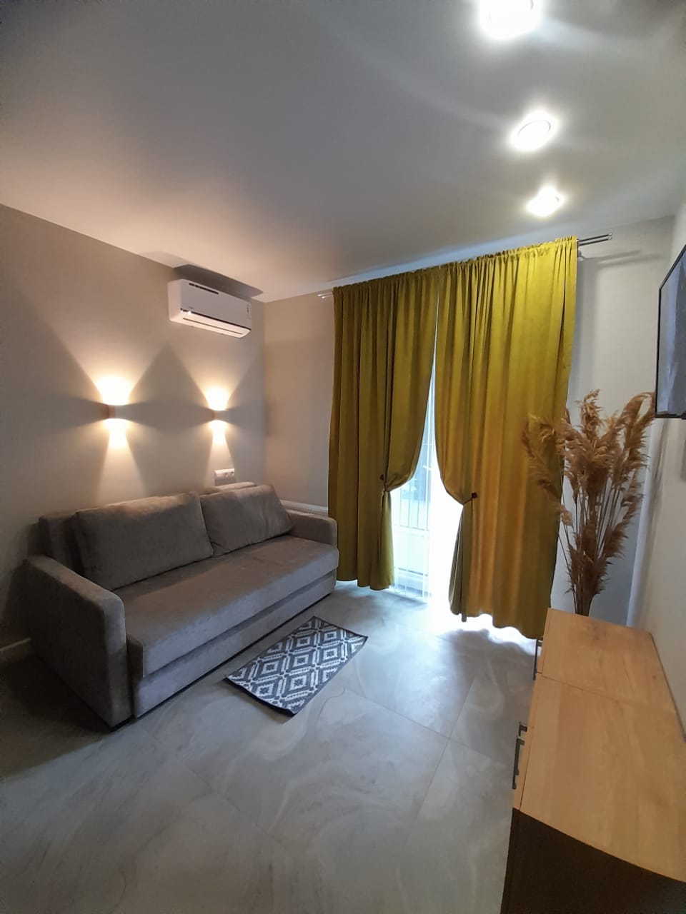 . Квартира в многоквартирном доме ЖК ОАЗИС . Анапа