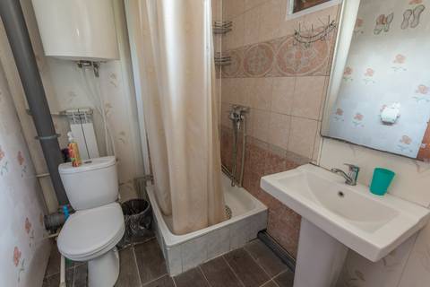 «Полулюкс» двухкомнатный. Частный сектор "Лидия". Небуг