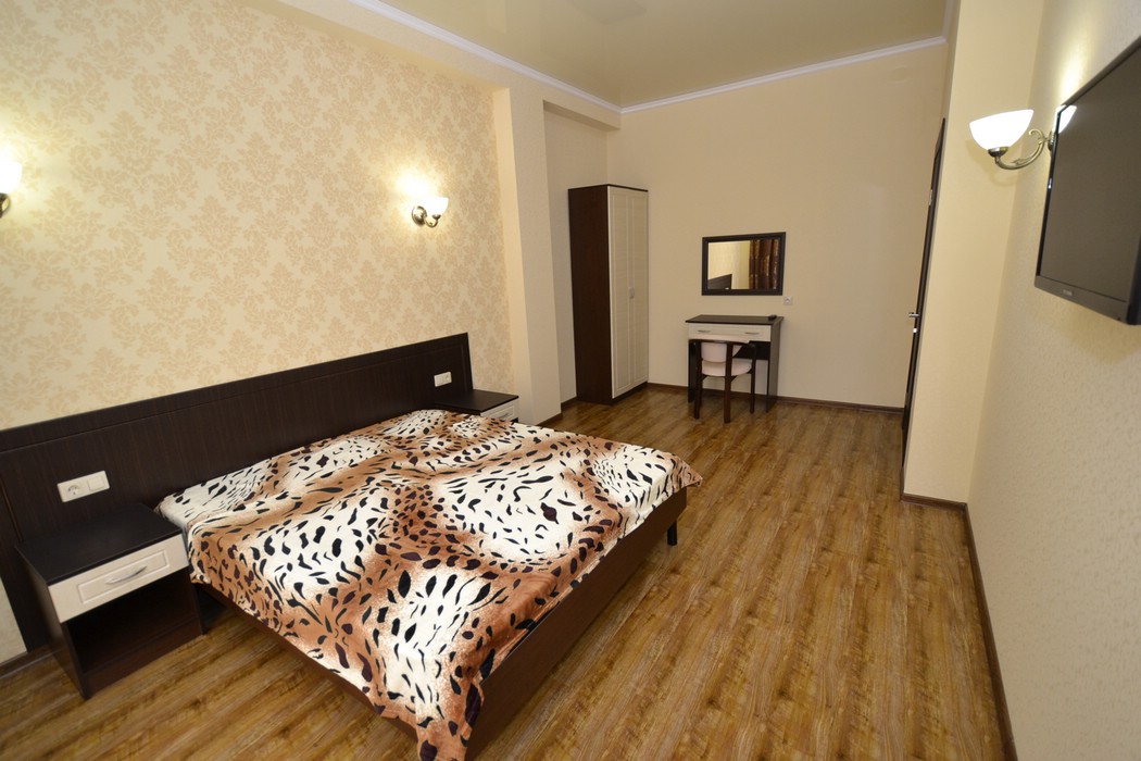 Люкс однокомнатный. Отель "Золотое Руно". Витязево