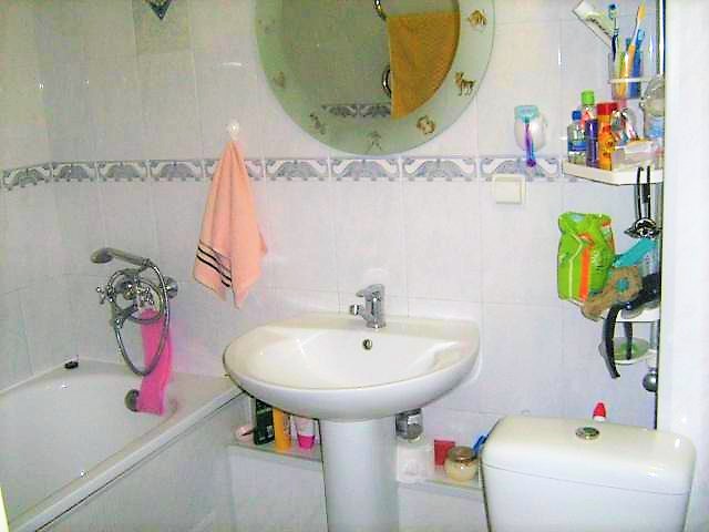 . Квартира в многоквартирном доме Сдам шикарную квартиру для отдыха!. Алушта