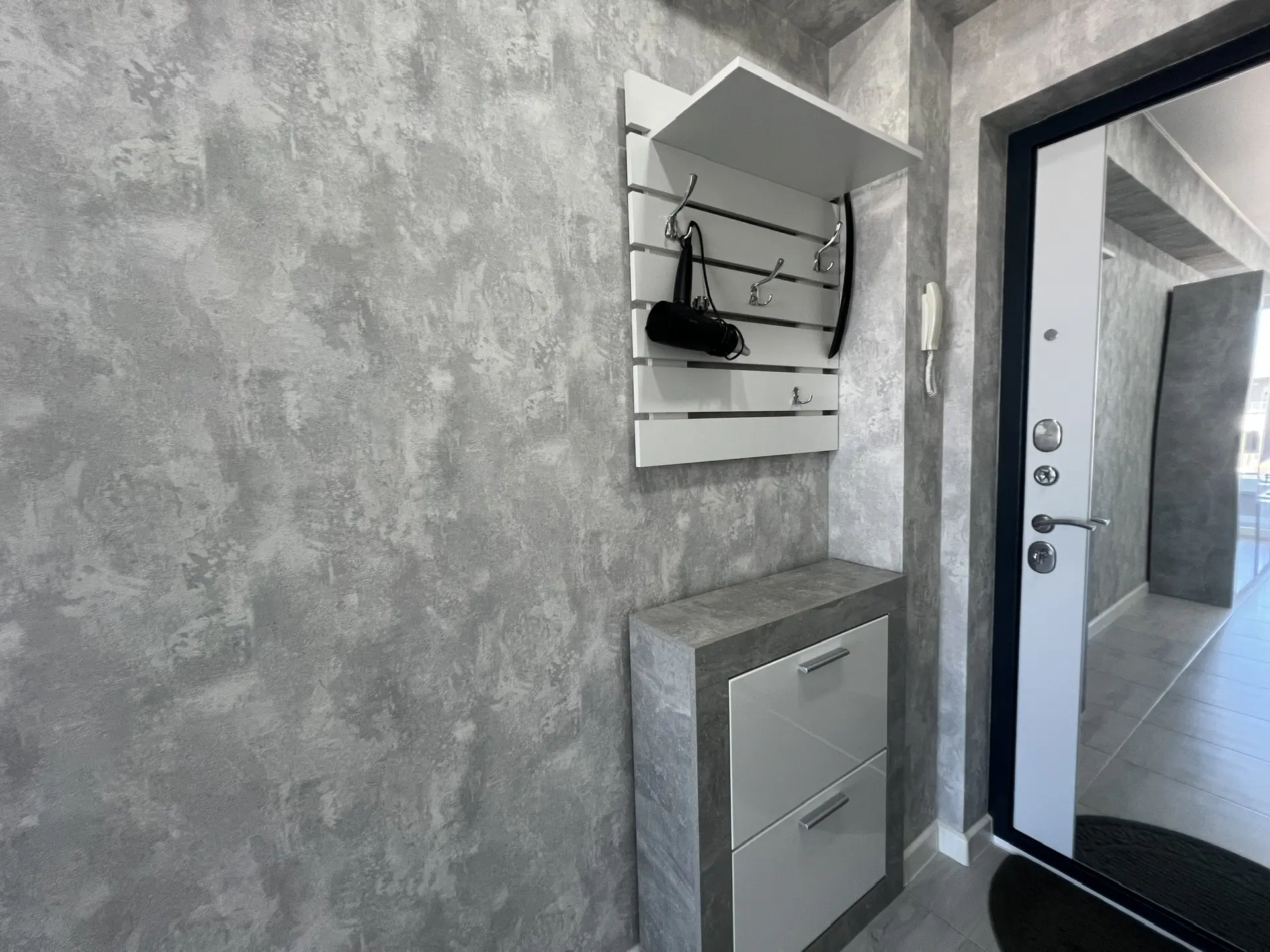 . Квартира в многоквартирном доме Апартамент с видом на море на первой линии. Дагомыс