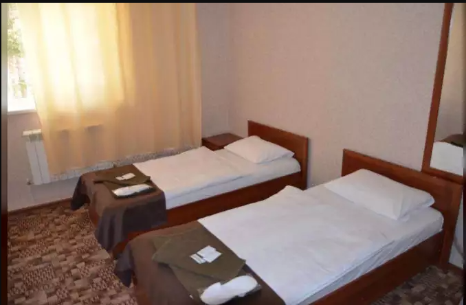 Эконом двухместный в блоке. Отель «Альпина». Эльбрус - гостиницы