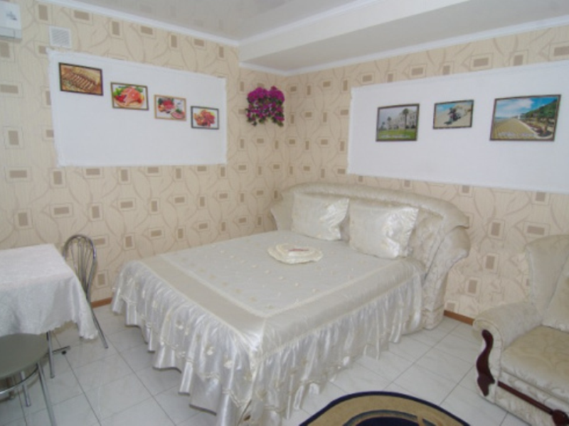 . Гостиница «Champion». Алушта