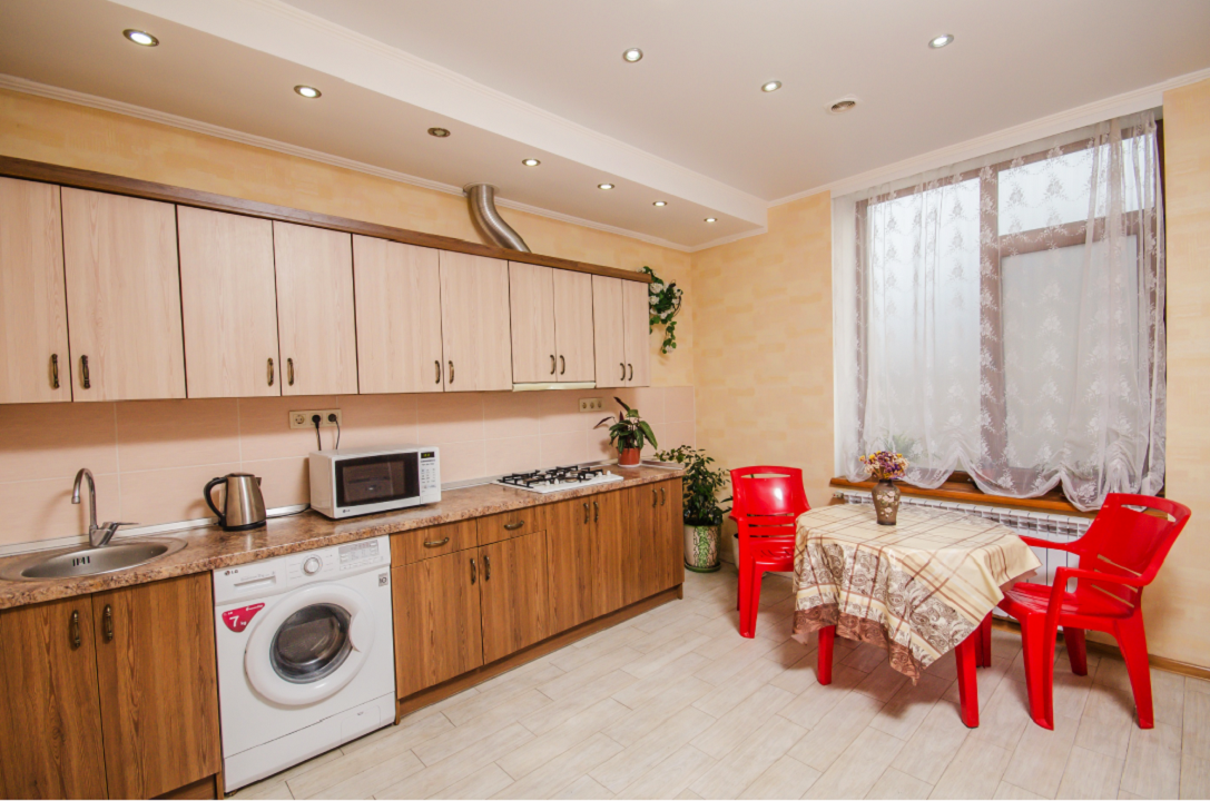 . Гостевой дом «Вояж». Алушта