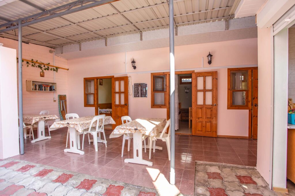 . Частный сектор Полина. Кабардинка