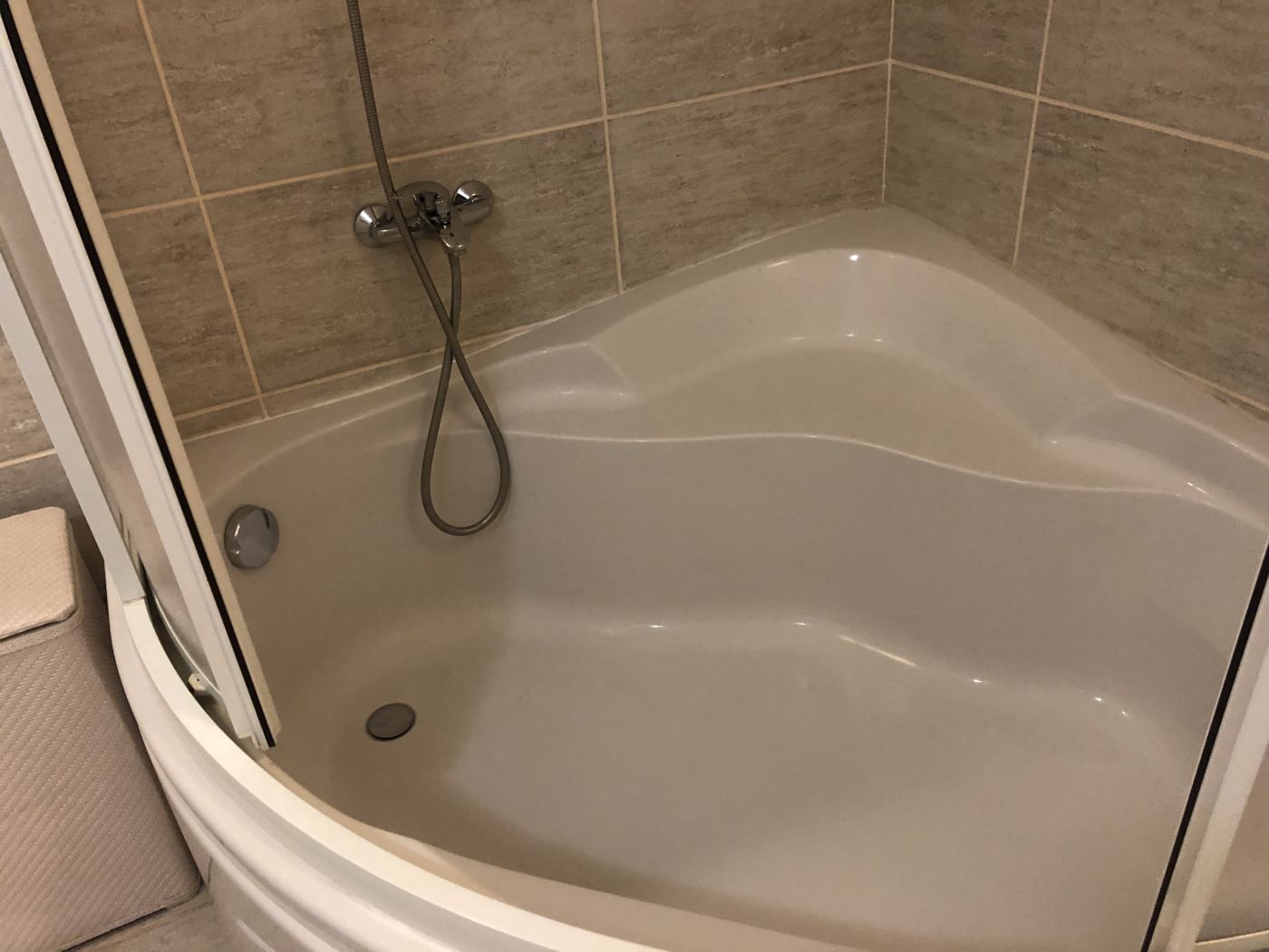 . Квартира в многоквартирном доме Апартаменты . Алушта