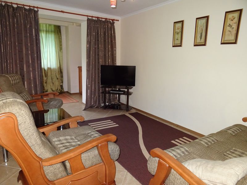 . Квартира в многоквартирном доме Лакоба 56 кв 10. Новый Афон