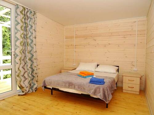 Семейный номер с ванной комнатой . Гостевой дом Зеленая Дача. Анапа