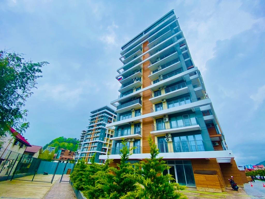 . Квартира в многоквартирном доме Апартамент с видом на море на первой линии. Дагомыс