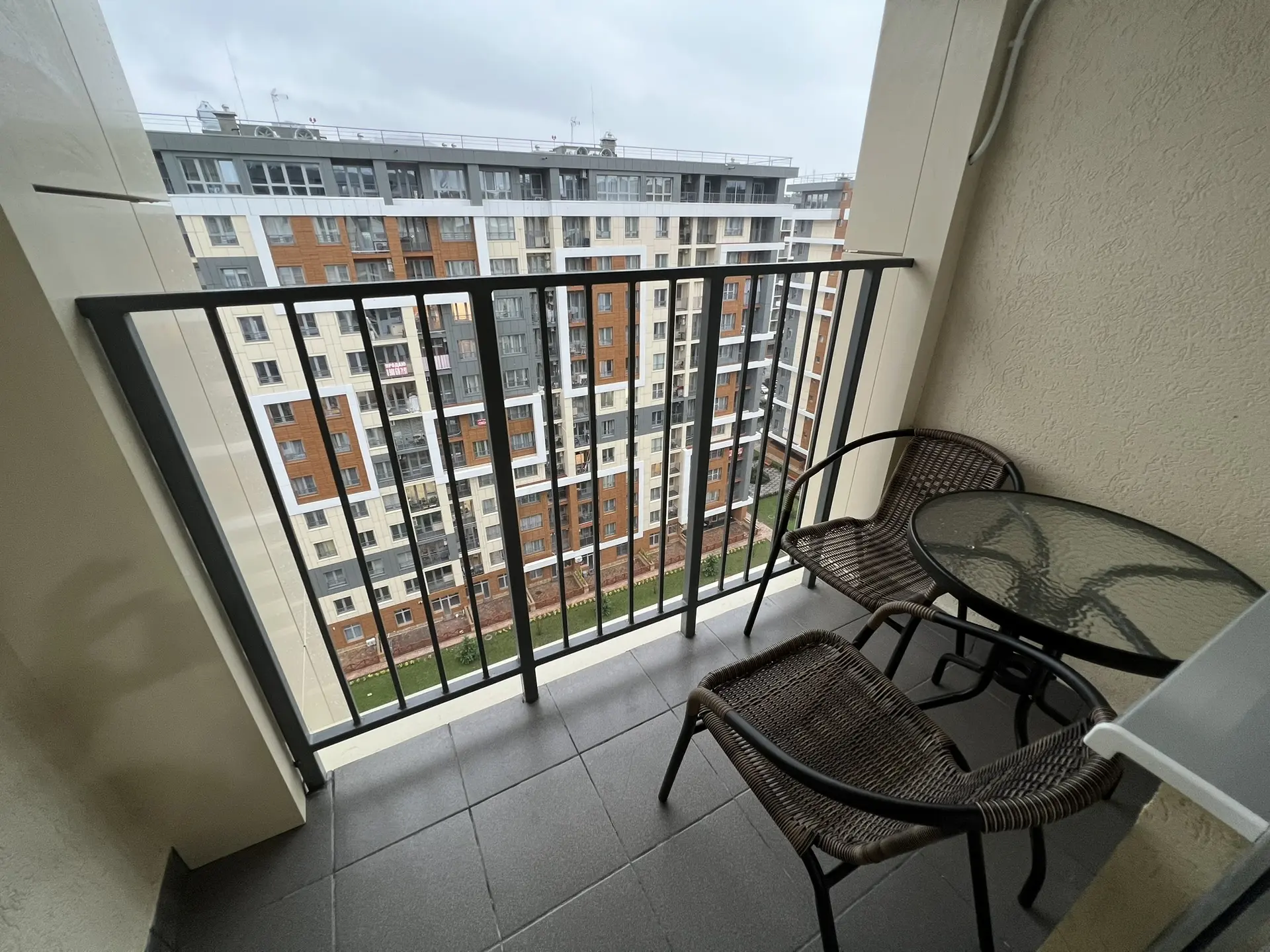 . Квартира в многоквартирном доме Апартаменты с отдельной спальней и видом на горы. Дагомыс