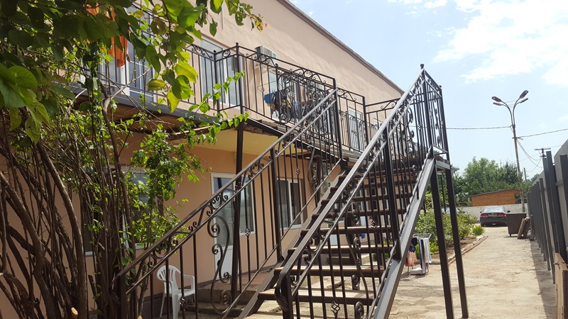 . Гостевой дом Центральный. Кучугуры