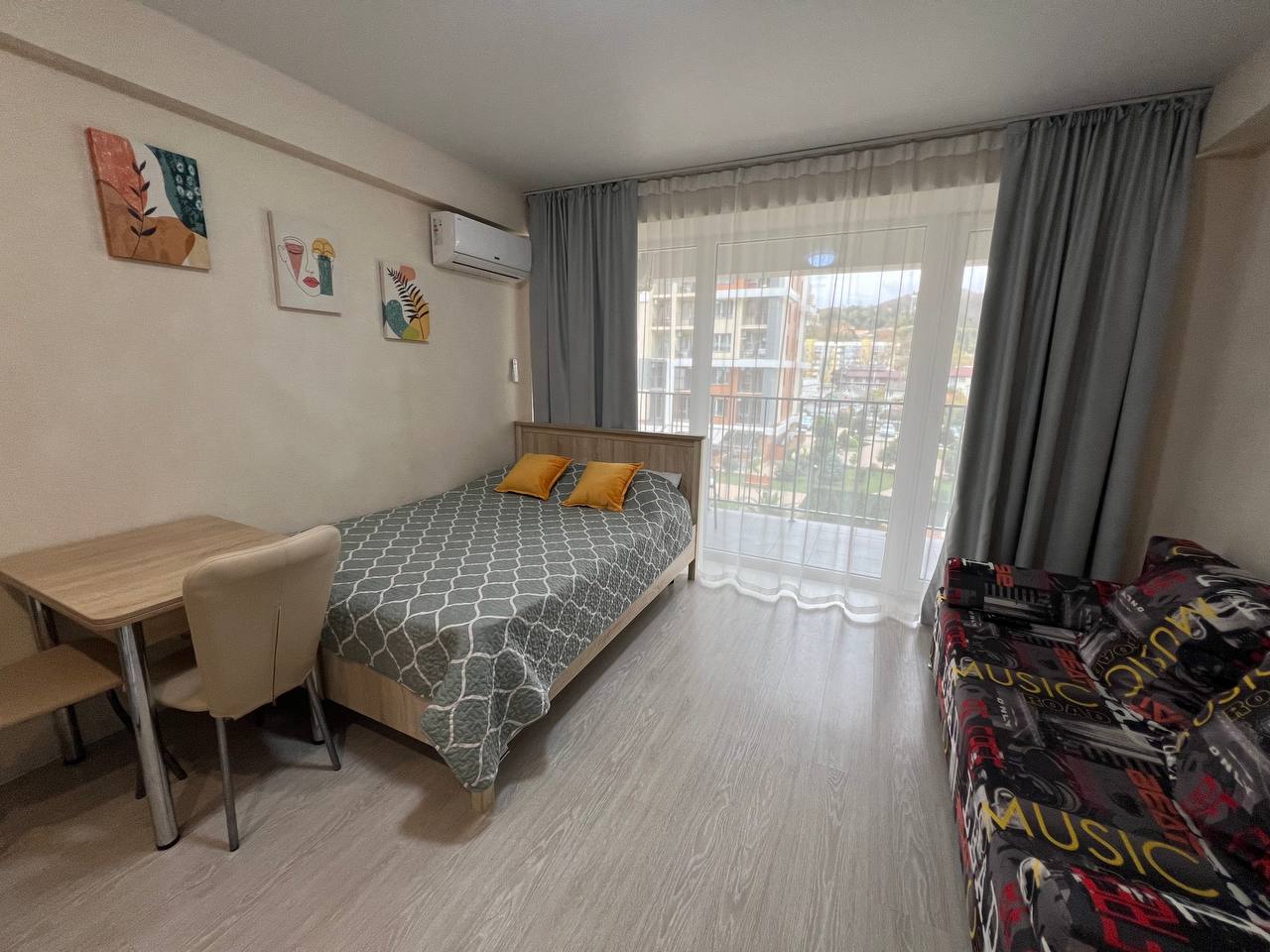 . Квартира на первой береговой  с видом на море и бассейн. Дагомыс