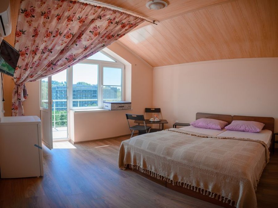 2-х местный номер. Гостевой дом "Лурмарин". Якорная Щель