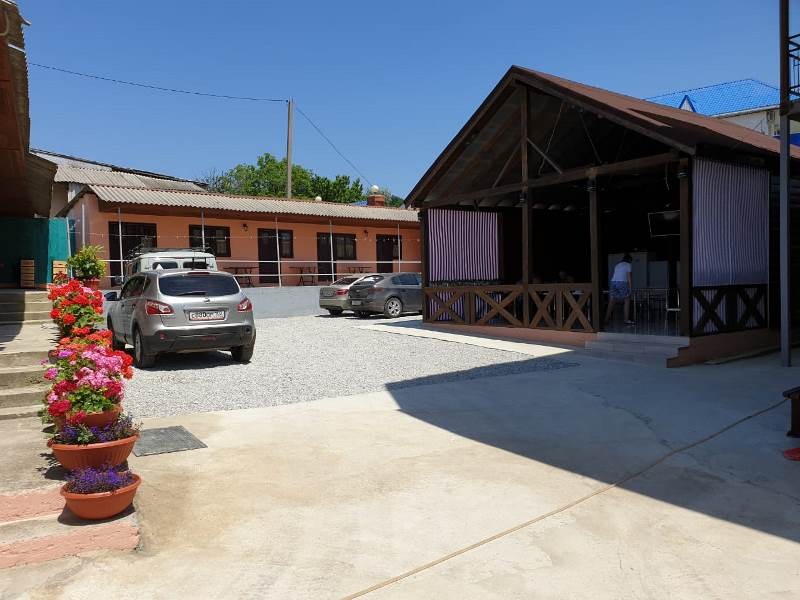 . Частный сектор "Нелли" . Джубга