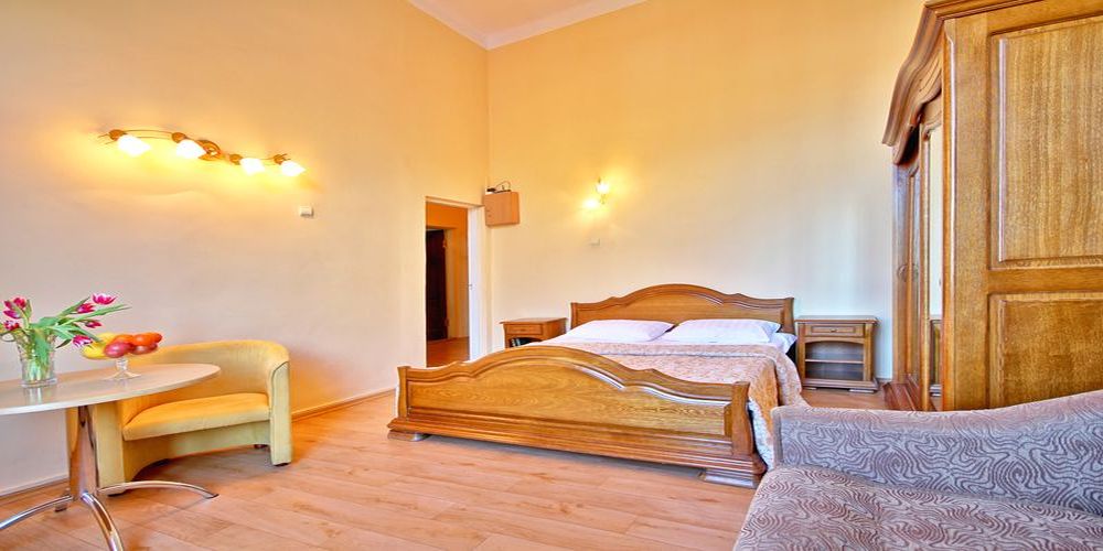 . Отель Золото Азарта. Ялта