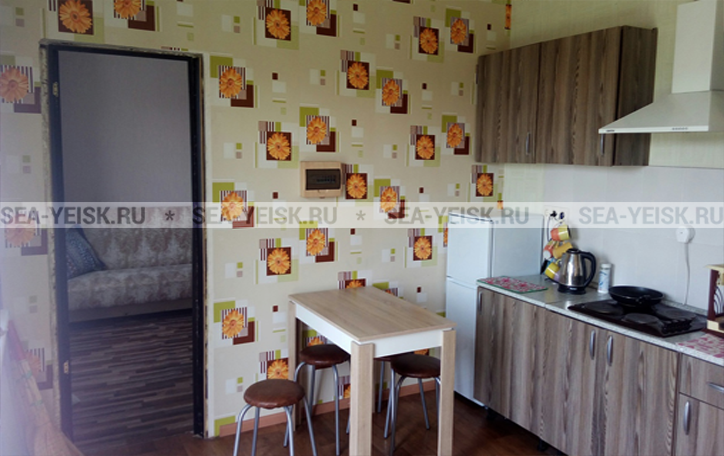 4-х местный комфорт. Частный сектор Жилье с удобствами "У Юлии". Ейск