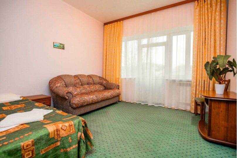 . Отель Золотые барханы . Витязево