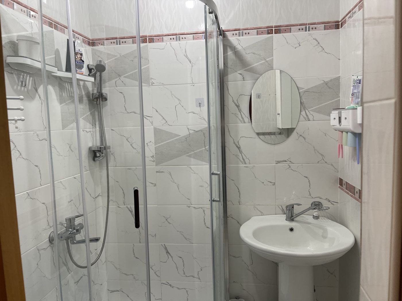 . Квартира в многоквартирном доме Квартира в п.Небуг . Небуг