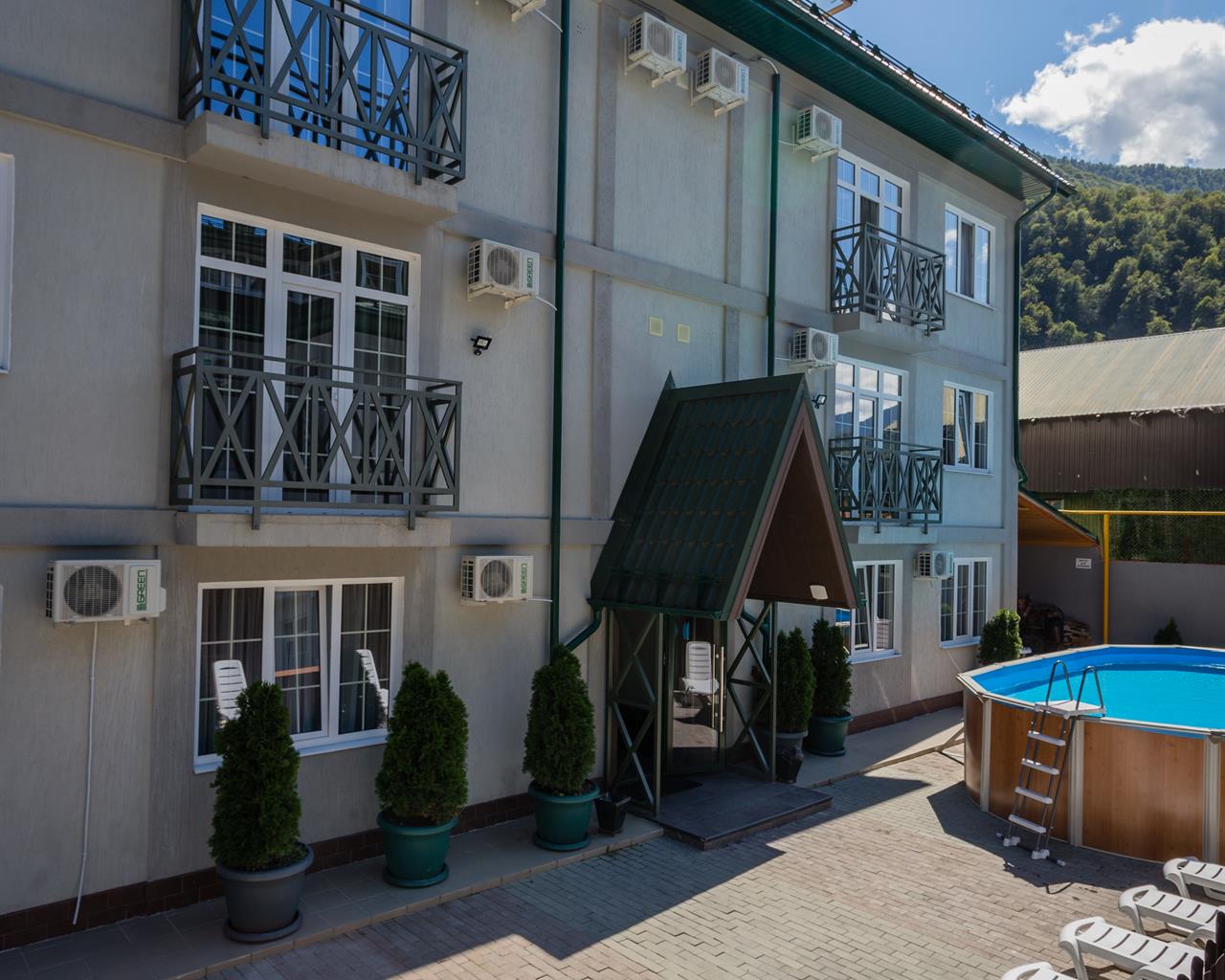 . Апартаменты "Гости". Красная Поляна