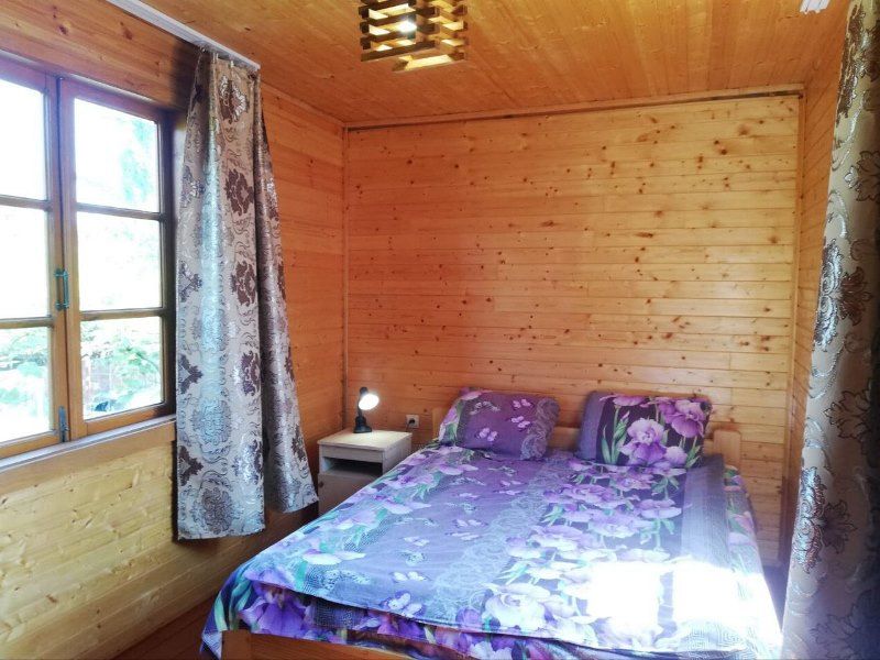 . Гостиница "Эко-дом" . Пицунда