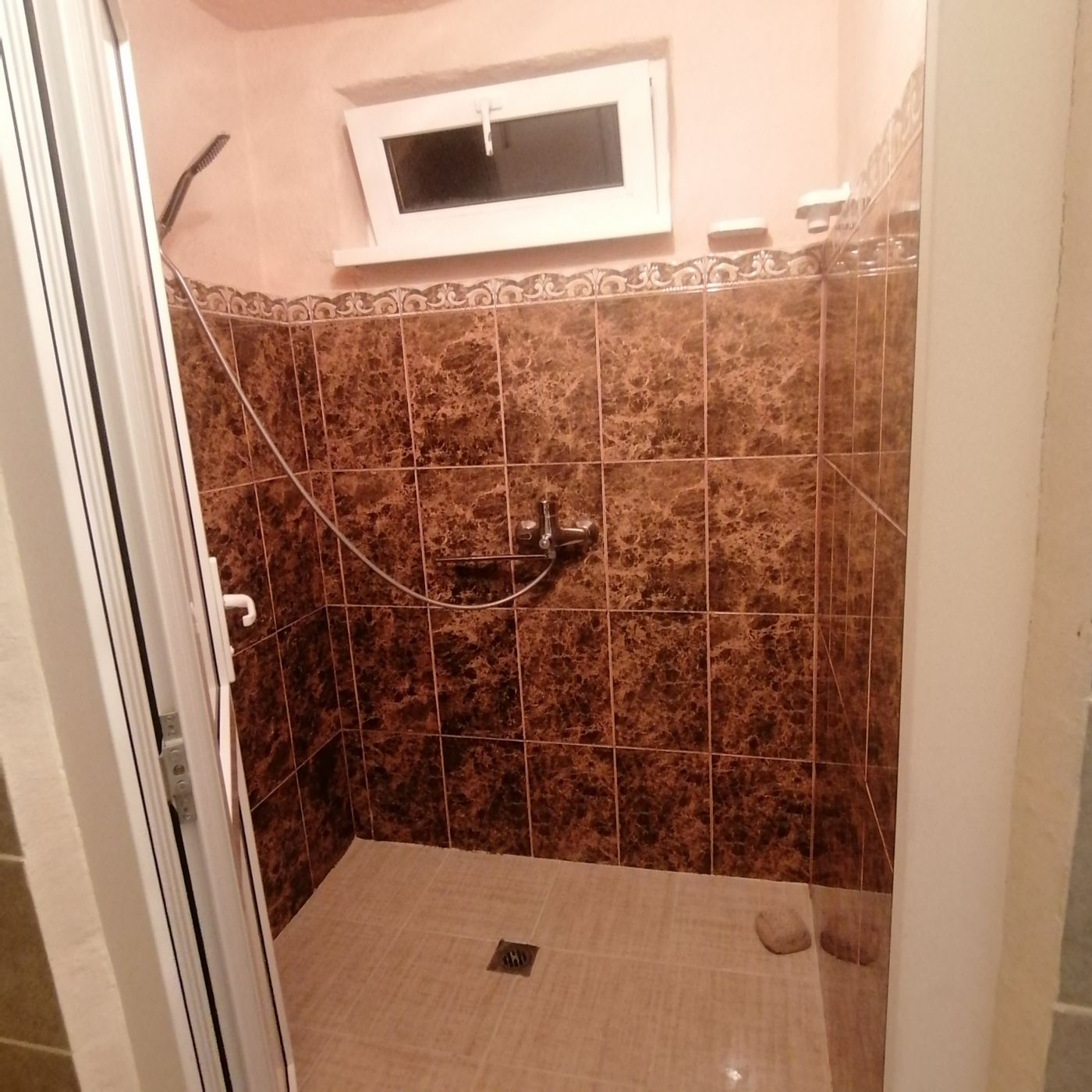 . Частный сектор Лавровый лист. Новый Афон