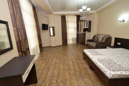 Студио. Отель "Золотое Руно". Витязево