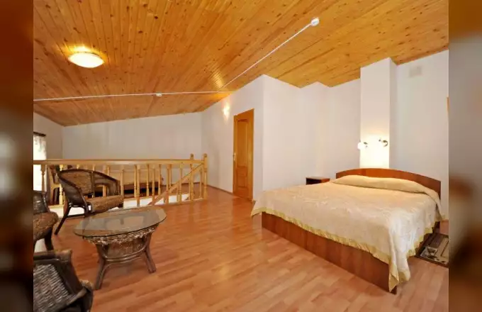 «Люкс» с камином (2-х уровневый). Отель «Поворот». Эльбрус - гостиницы