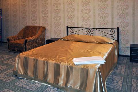 3-х местный номер «Семейный» с выходом во двор. Отель «Вилла АкваВита». Алупка