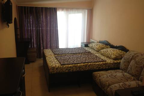 3-х местный «Стандарт Улучшенный». Отель «Донузлав». Мирный