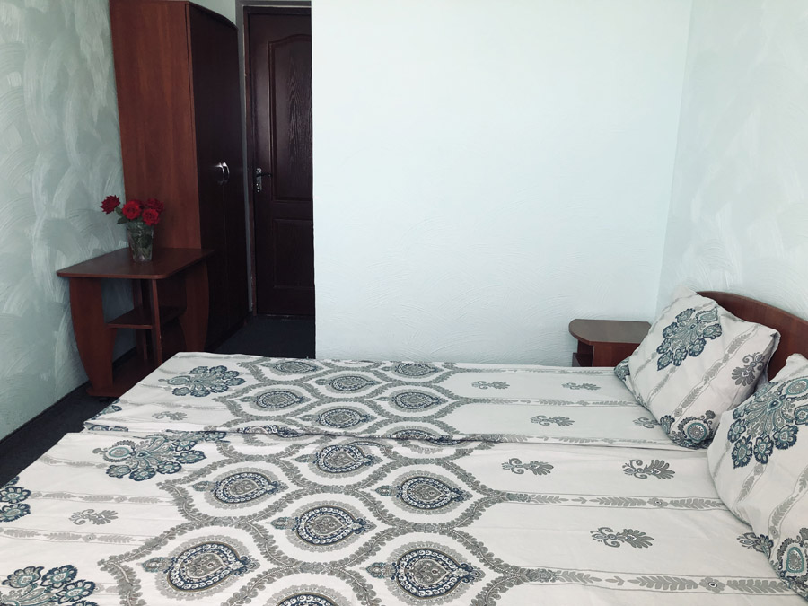 1-комнатный 2-местный номер с кондиционером. Гостиница «Рояль». Симферополь