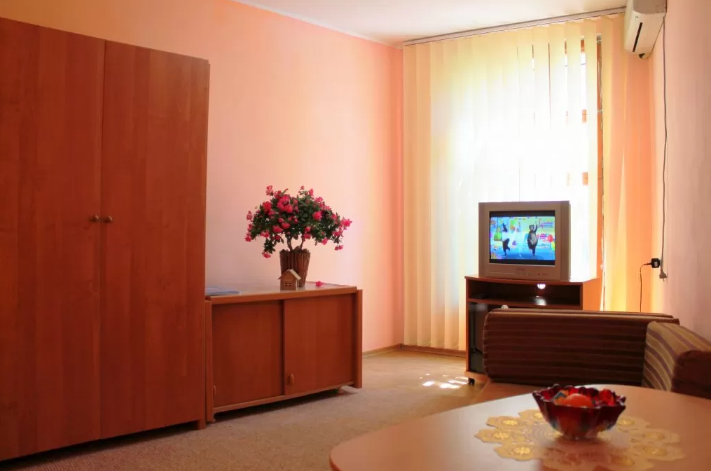 Стандарт 1. Гостевой дом «Радмир». Алупка