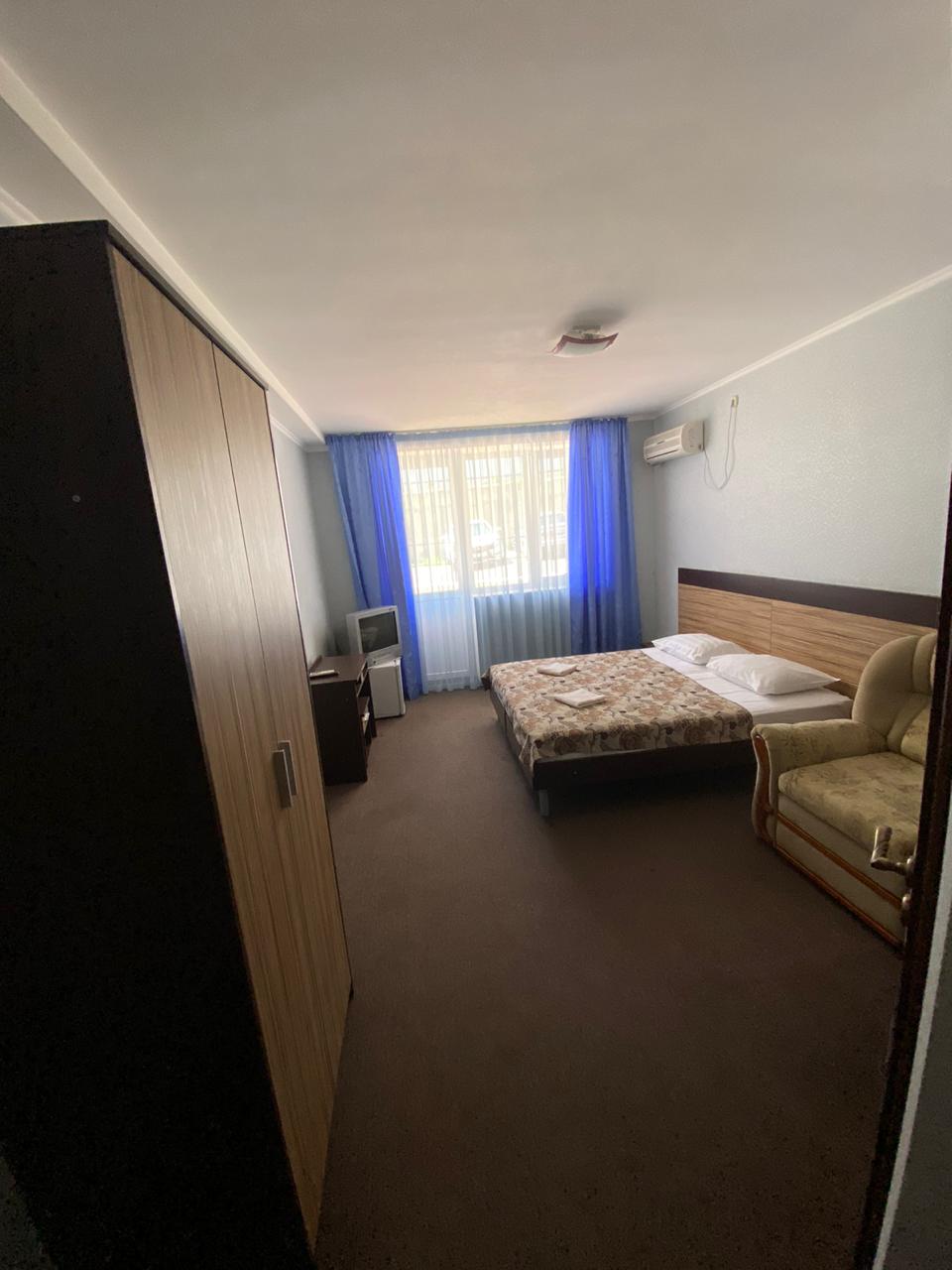 . Гостевой дом "Новая Купавна" в Небуге. Небуг