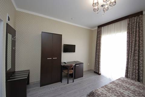 3-х местный «Люкс». Гостевой дом Rovados. Витязево