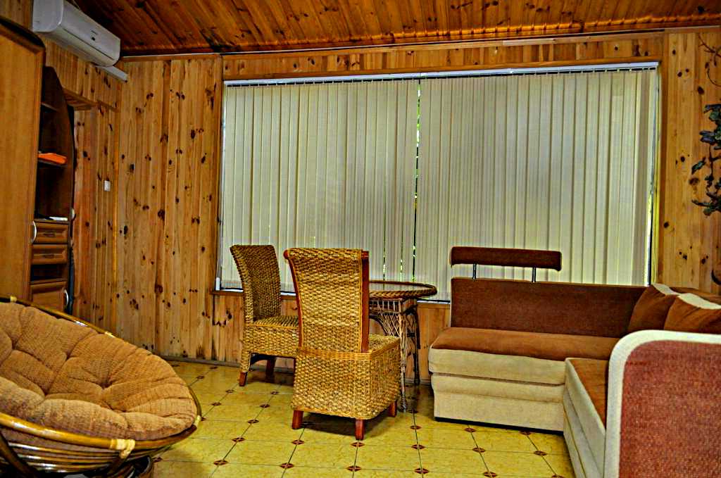 Коттедж №1. Коттедж Надежда. Алупка