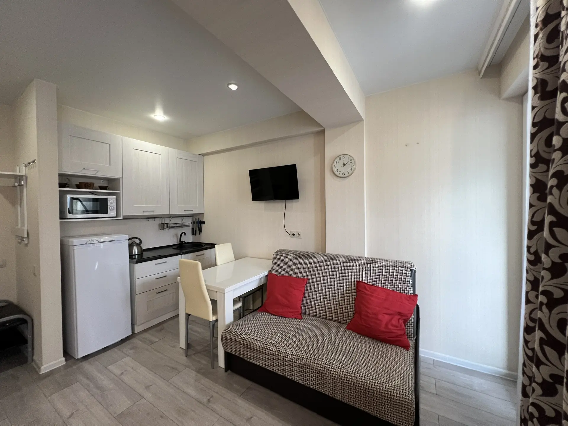 . Квартира в многоквартирном доме Стильный апартамент с красивым видом на море и горы. Дагомыс