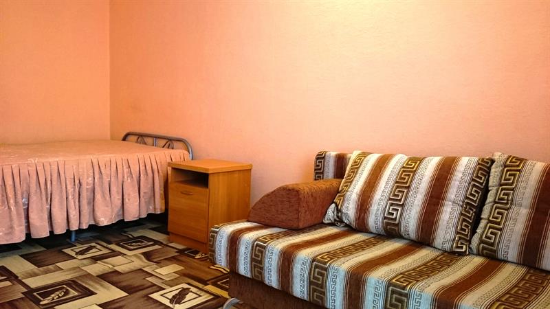 5-6 -ти местный 1 комнатный номер (28 кв.м.). Отель "Априори". Витязево