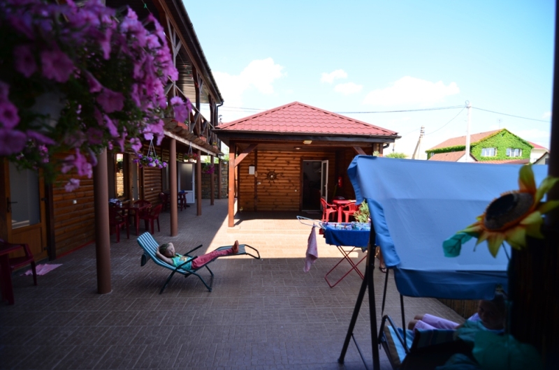 . Гостевой дом "Алиса" Саки. Саки