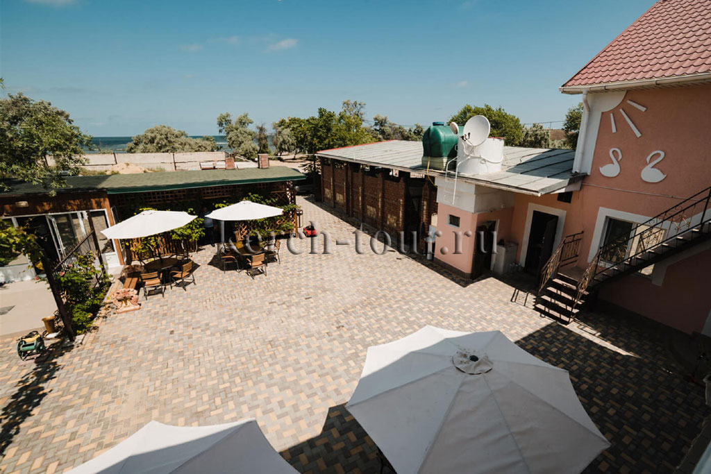 . Гостевой дом «Коктебель». Керчь