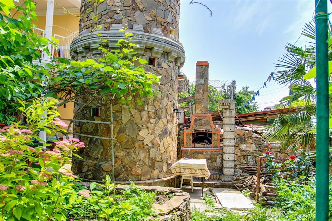 . Частный коттедж "Соколиное Гнездо". Малореченское